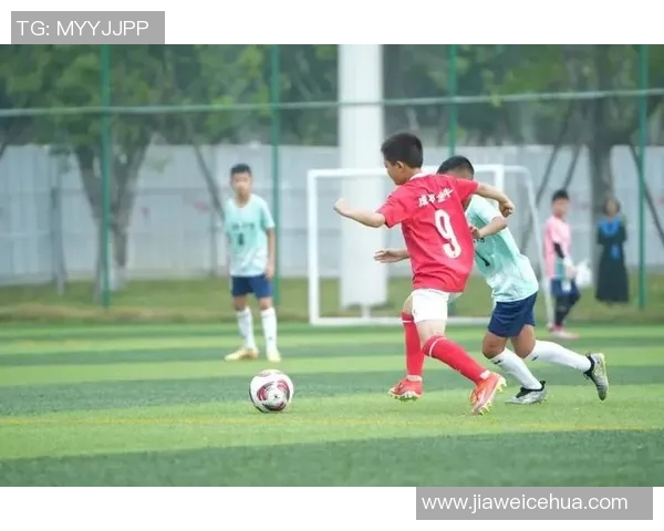 勇敢拼搏无畏前行,铸就传奇梦想之队最励志的足球明星阵容揭秘 勇敢拼搏无畏前行,铸就传奇梦想之队最励志的足球明星阵容揭秘