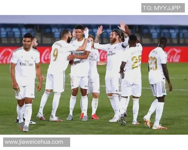 全球足球明星排行榜:谁是当前知名度最高的球员及其背后的故事 全球足球明星排行榜:谁是当前知名度最高的球员及其背后的故事